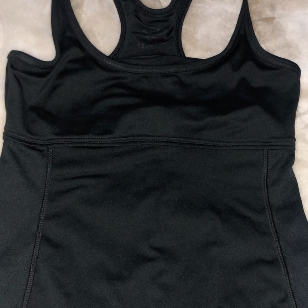 Basic black work out tank top